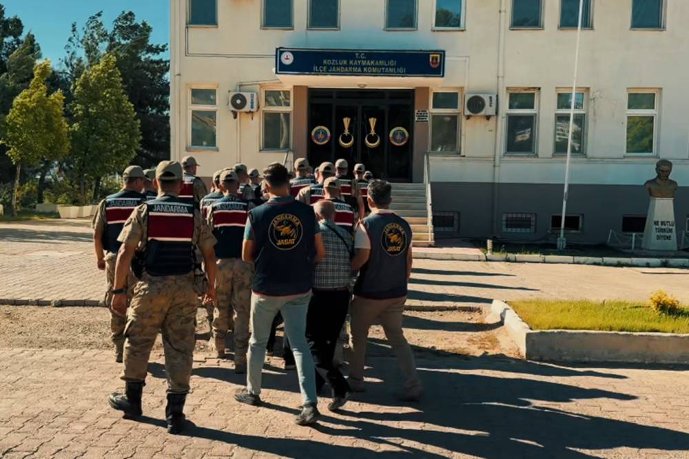 Batman'da 19 yıl &ouml;nceki cinayet yeniden a&ccedil;ılan soruşturmayla aydınlatıldı