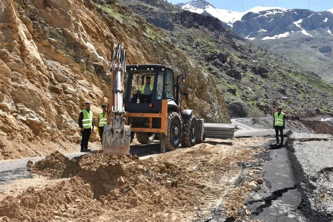 Mereto Dağı yolunda onarım &ccedil;alışmaları başladı