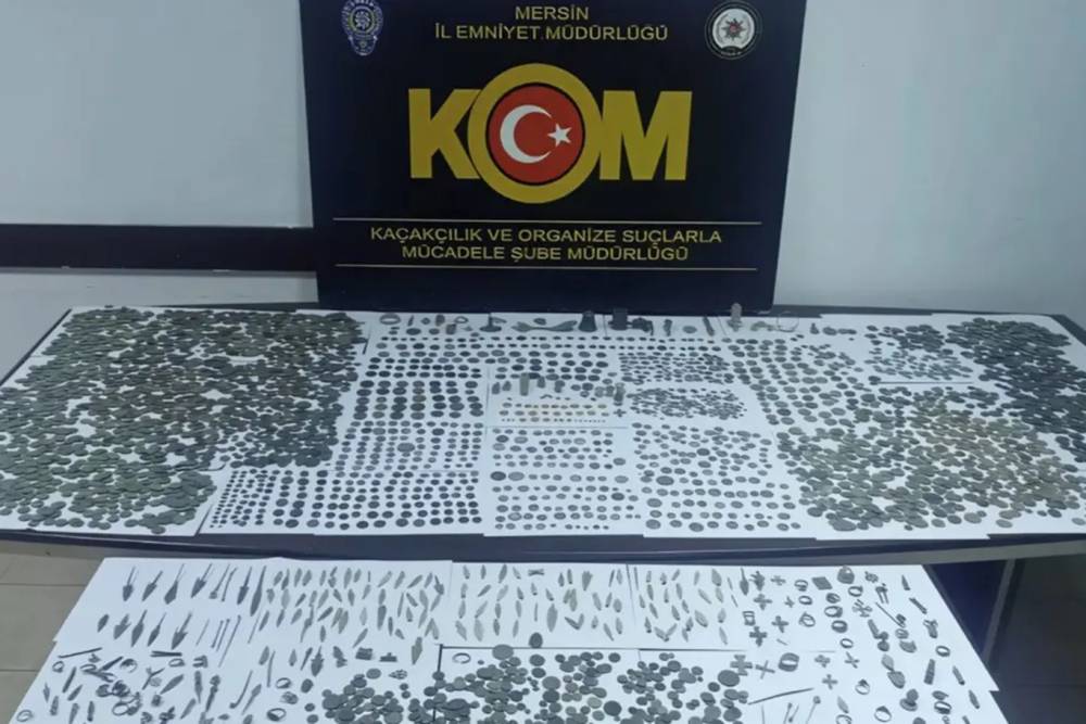 Mersin'de binlerce tarihi eser ele ge&ccedil;irildi: 6 tutuklama