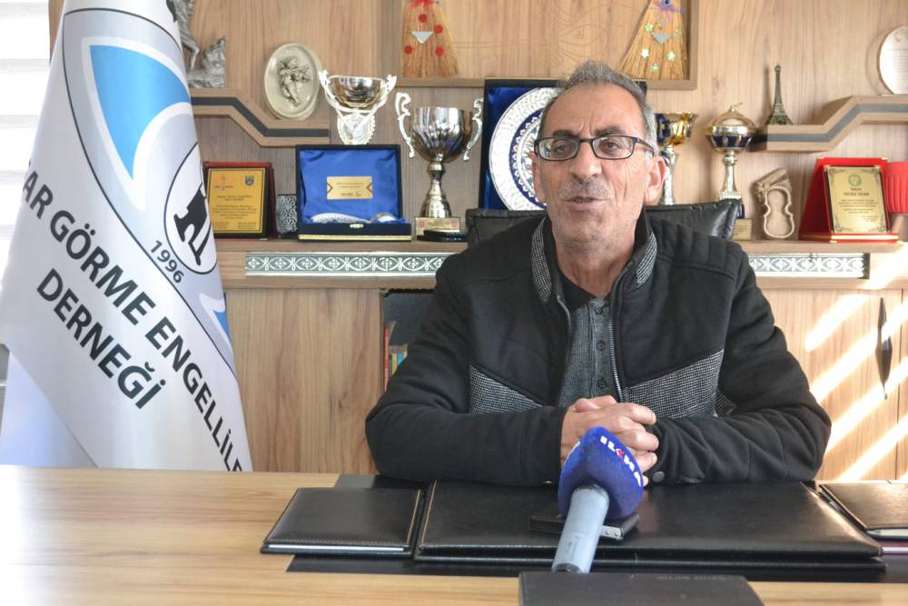 Beyaz Baston Haftası&rsquo;nda g&ouml;rme engelliler mağduriyetlerini dile getirdi