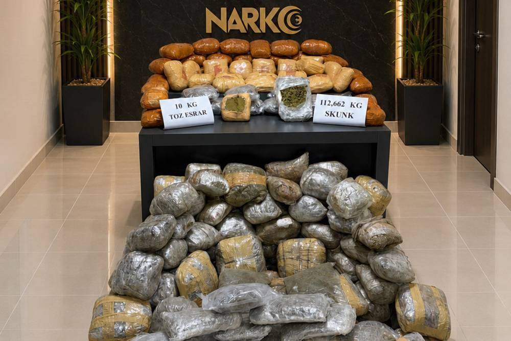 Batman&rsquo;da 122 kilogramdan fazla uyuşturucu ele ge&ccedil;irildi: 2 tutuklama