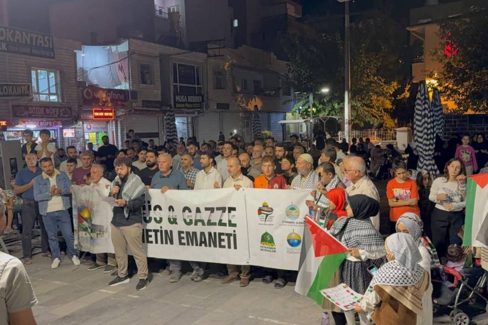 Mazıdağı halkı K&uuml;resel Sumud Filosu&rsquo;na destek i&ccedil;in meydanlara indi