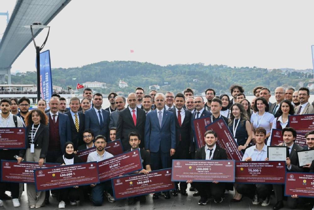 Ulaştırma ve Altyapı Bakanlığı&rsquo;ndan gen&ccedil;lere 4,9 milyon liralık proje desteği