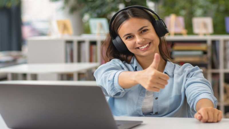 Depremzede gen&ccedil;lere &uuml;cretsiz dijital pazarlama eğitimi