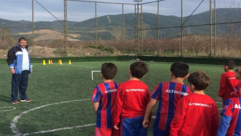 Şefikoğlu G&uuml;rsu'da bu kez 'spor adamı' kimliğiyle mesaj verdi