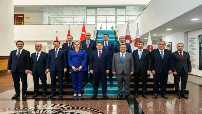 HSK yeni &uuml;yeleriyle ilk toplantısını yaptı